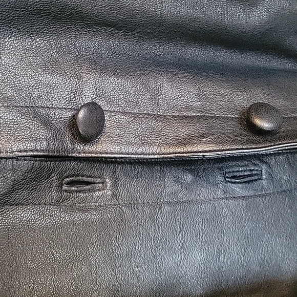 Roaman's Elegant Black Vintage Leather Jacket - Picture 3 of 8